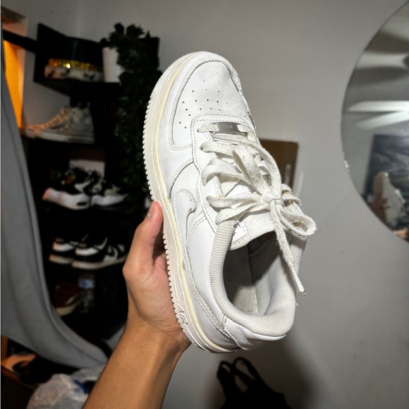 Air Forces - Picture 7 of 7